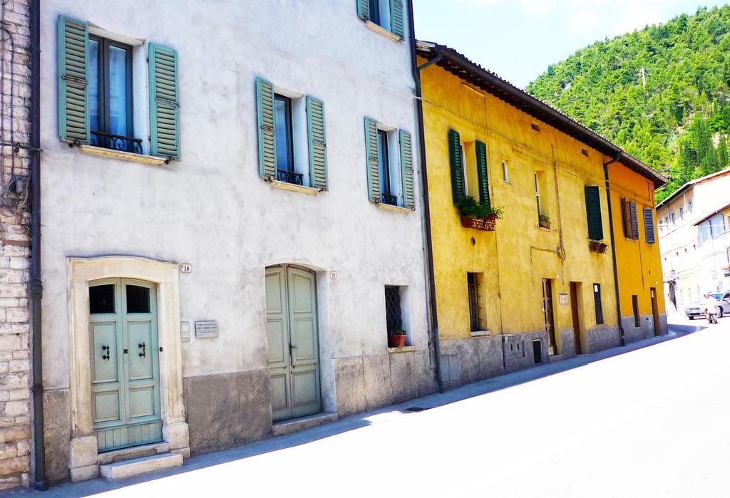 Camera Con Vista Fossombrone Exterior photo